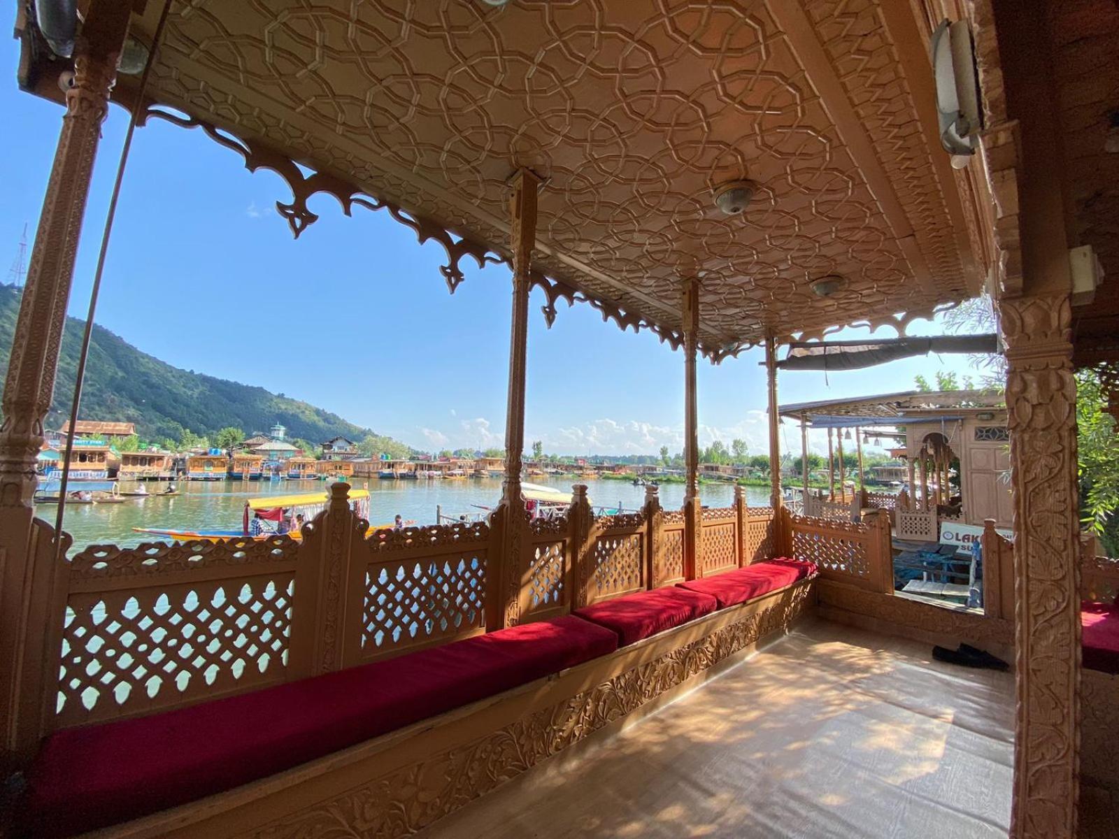 Nazneen Group Of Houseboats Srīnagar Exterior foto